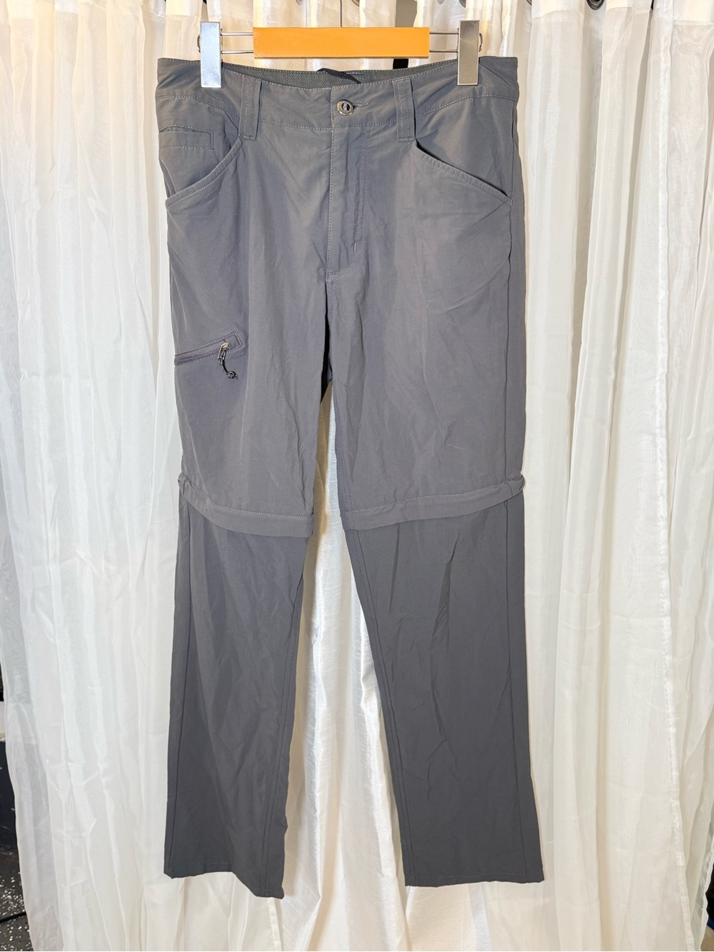 Patagonia Men’s Gray Cargo Convertible Hiking Pants